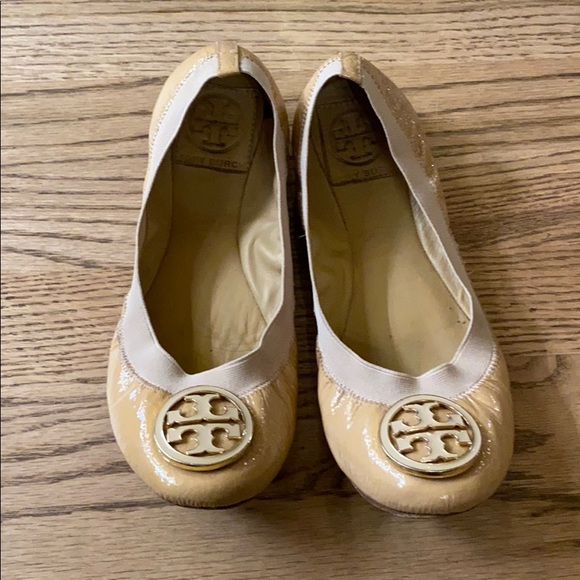 Make an Offer 💜Tory Burch Flats - Picture 2 of 4